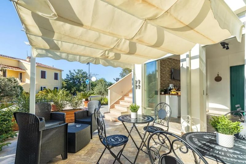 Acquazzurra Rooms, a Arbatax