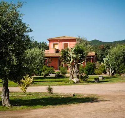 Agriturismo Santa Lucia in Uta