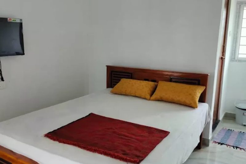 Aryas Residency in Alandurai