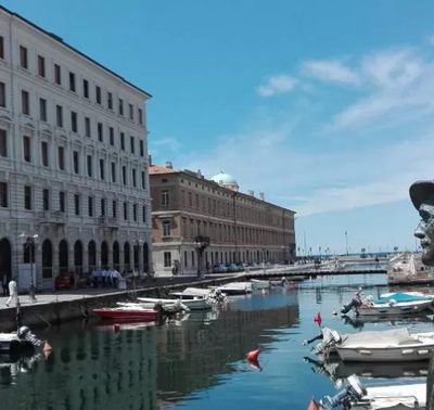 Brilliant Camere, a Trieste