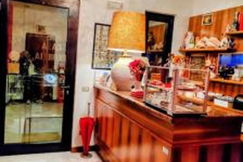New Immobiliare Casa Patrizia, a Sirmione