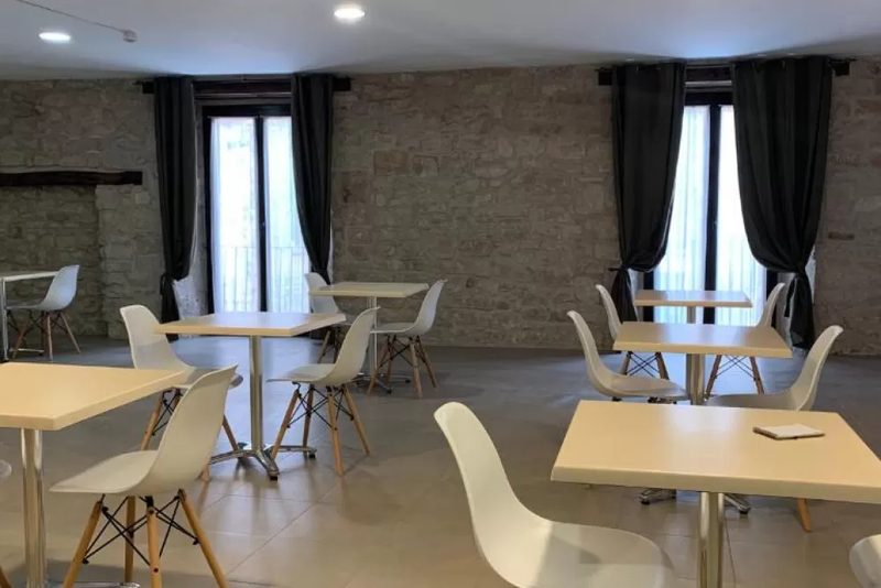Hostal La Placeta, en Arbeca / Lleida