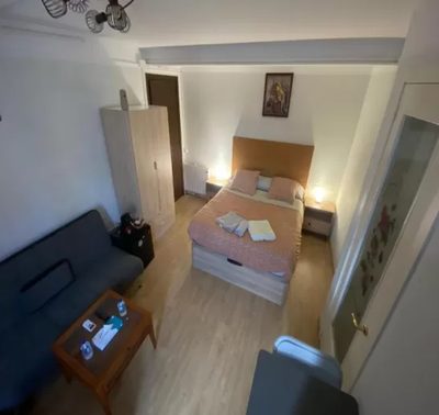 Hostel Penedès, en Vilafranca del Penedès