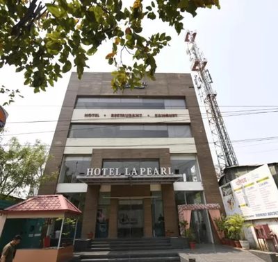 Hotel La Pearl in Bhopal