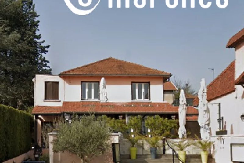 Hôtel Resto Ô9 Marches, à Rillieux-la-Pape