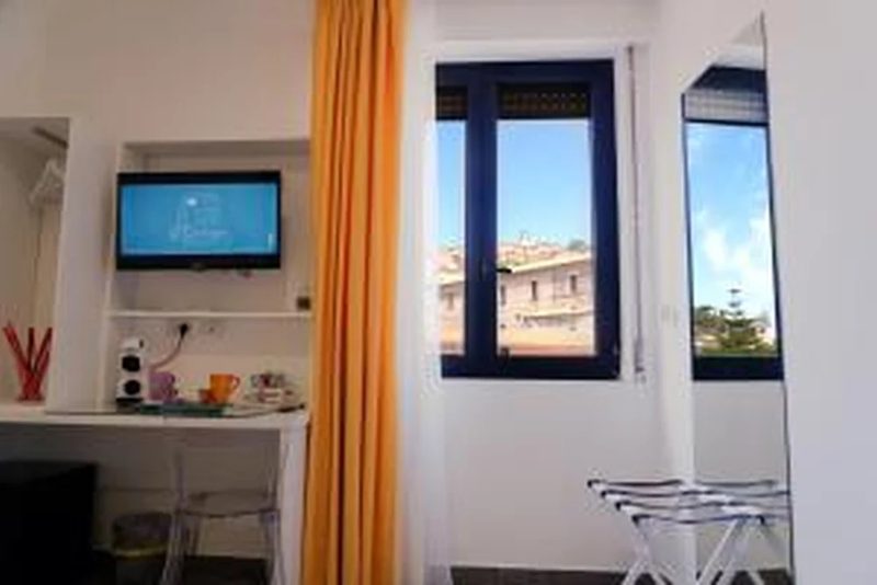 L'Orologio Guest Rooms, a Scalea