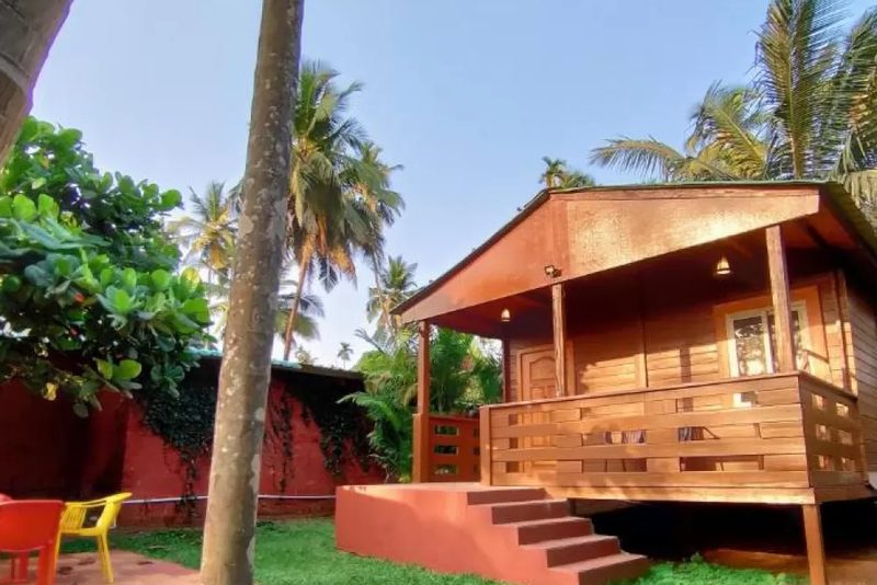 Tranquil Beach Resort in Harihareshwar