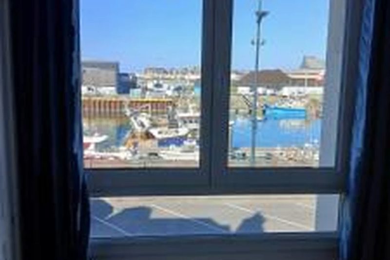 Voiles et TerrAsses by Corinne. Residence face au Port in Le Tréport
